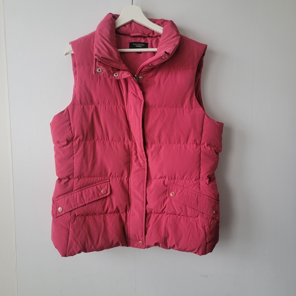 Talbots women's goose down puffer vest size L full zip and snap front pink